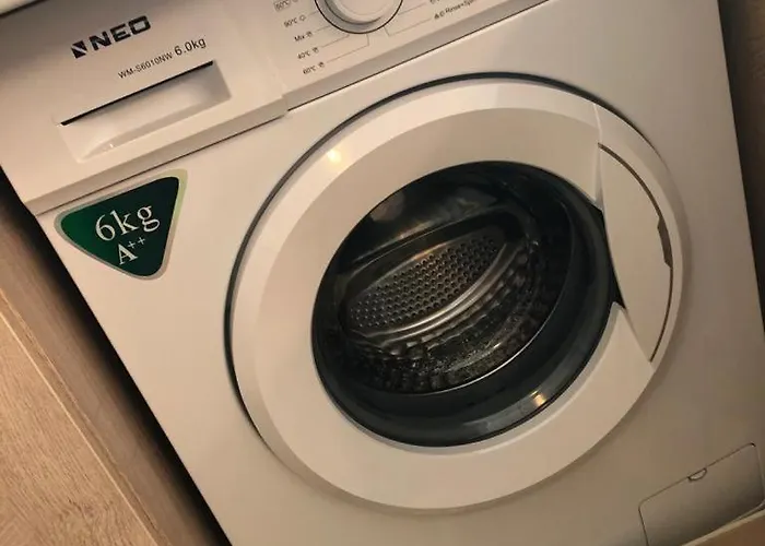 първа линия лазур *